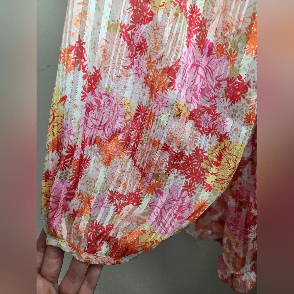 Women's Umgee Floral Print Top Sz Medium NWT - Picture 8 of 9